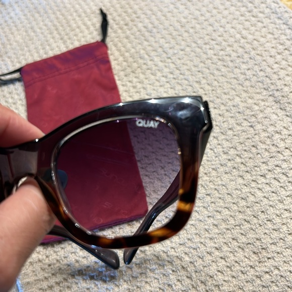 QUAY After Hours Sunglasses Black Tortoise Combo Frame Grey Gradient Fade Lenses - Picture 13 of 13